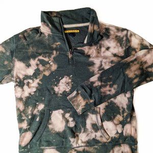 Custom bleach green and white pullover